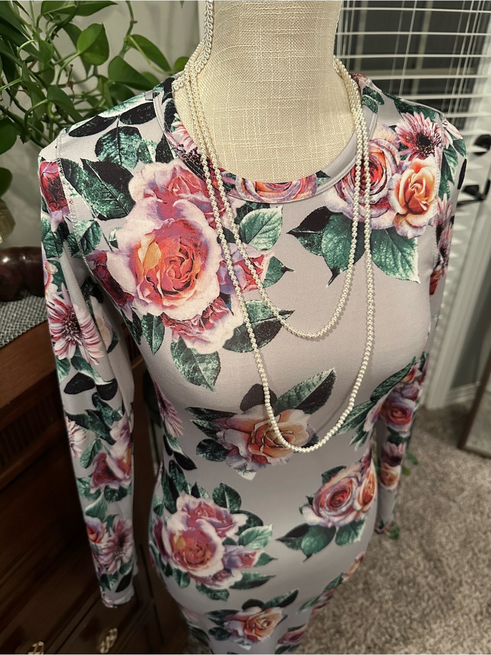 Zara Floral Midi Dress in Light Gray with Pink Roses